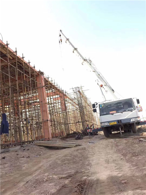 海州区吊车作业的安全注意事项有哪些？